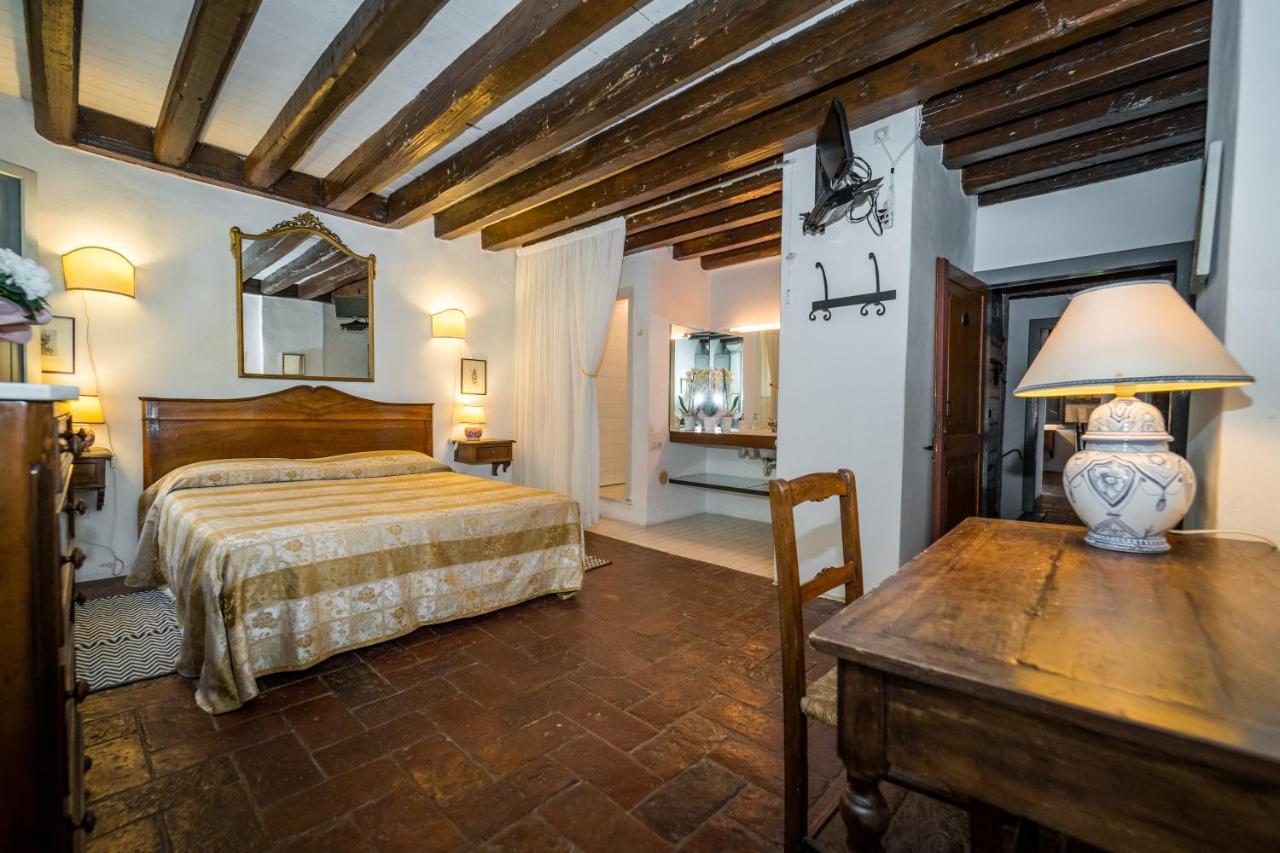 AGRITURISMO TENUTA CASTEL VENEZZE SAN MARTINO DI VENEZZE Italia